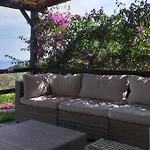 Βίλα Sea View With Large Garden *