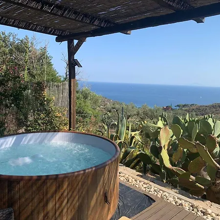 Sea View With Large Garden كامبو نيل إلبا