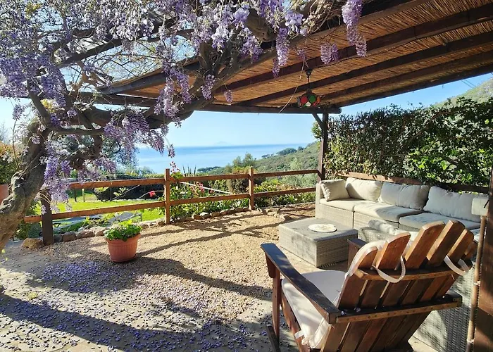 Sea View With Large Garden *