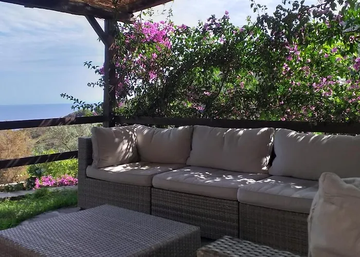 فيلة Sea View With Large Garden *