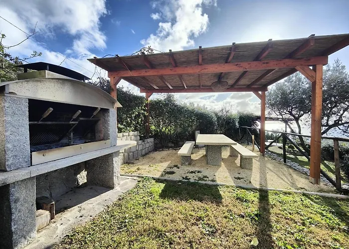 Sea View With Large Garden *