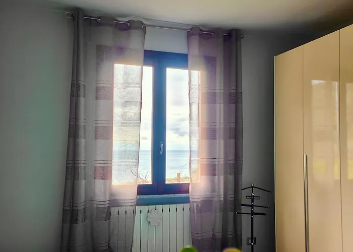 Sea View With Large Garden