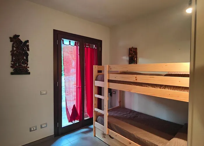 Sea View With Large Garden 坎普内尔巴